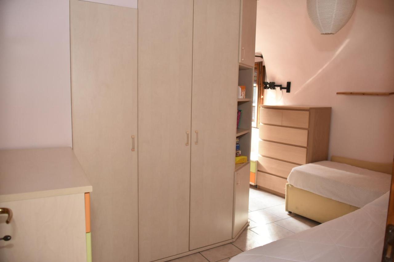 וולטרה Casa Vacanze E Brevi Periodi Alla Porta Etrusca La Panchina Al Sole מראה חיצוני תמונה