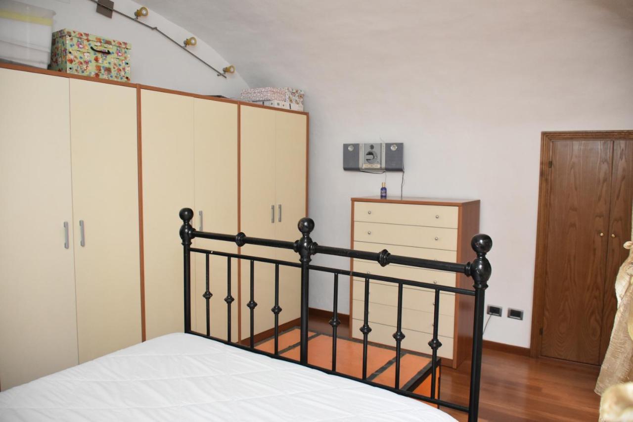 וולטרה Casa Vacanze E Brevi Periodi Alla Porta Etrusca La Panchina Al Sole מראה חיצוני תמונה